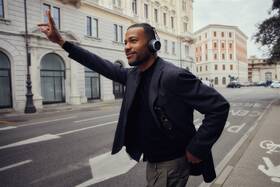Sluchátka Beyerdynamic AVENTHO 100 černá

 obrázek produktu 6 z 6