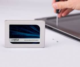 SSD Crucial MX500 500GB 

 obrázek produktu 2 z 3