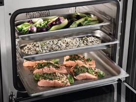 Trouba Miele DGC 7460 HC Pro černá

 obrázek produktu 3 z 4