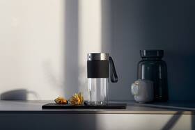Stolní mixér WMF KITCHENminis® 0416700011 černý

 obrázek produktu 8 z 9
