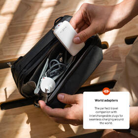 Cestovní adaptér FIXED Slim Traveller, 2x USB-C 45W bílý

 obrázek produktu 5 z 7