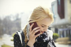 Mobilní telefon LG G4 (H815) Leather 32 GB hnědá barva
