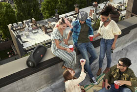 Přenosný reproduktor JBL Boombox 2 černá barva
