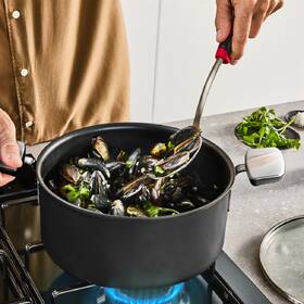 Hrnec s poklicí Tefal G3285353, 28 cm černý

 obrázek produktu 4 z 8
