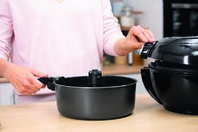 Fritéza horkovzdušná Tefal YV970815 černá

 obrázek produktu 11 z 32