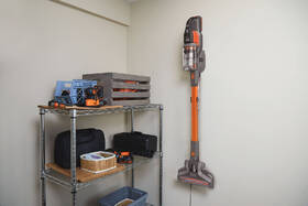 Tyčový vysavač Black-Decker BHFEV182C-QW (s baterií) 

 obrázek produktu 16 z 19