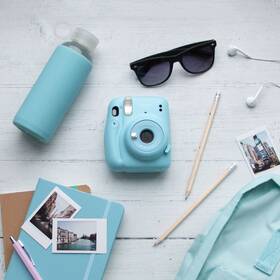 Instantní fotoaparát Fujifilm Instax mini 11 Dárkové balení modrý

 obrázek produktu 9 z 9