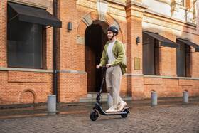 Elektrická koloběžka Segway E2 EII antracitová

 obrázek produktu 16 z 20