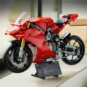Stavebnice LEGO® Technic 42202 Motorka Ducati Panigale V4 S 

 obrázek produktu 3 z 9