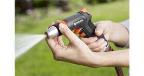 Postřikovač Gardena Premium 
