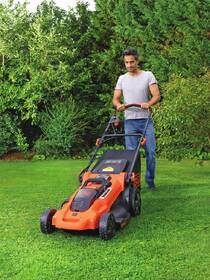Sekačka Black-Decker CLMA4820L2, 2 aku 

 obrázek produktu 11 z 15