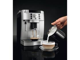 Espresso De'Longhi ECAM22.110SB černé/stříbrné

 obrázek produktu 8 z 16