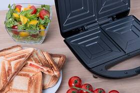 Sendvičovač Concept SV3052 černý

 obrázek produktu 4 z 6