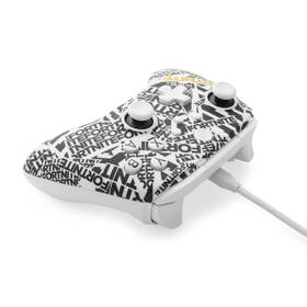 Gamepad PowerA Wireless Controller pro Cloud Gaming Fortnite Edition 

 obrázek produktu 3 z 5
