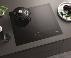 Set výrobků Miele DGC 7151 + KM 7466 FL 125 Edition černý

 obrázek produktu 6 z 6