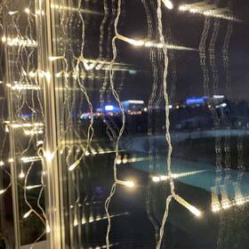 Vánoční osvětlení ColorWay vnitřní, 100 LED, 3× 0,6m, IP20, USB, teplá bílá 

 obrázek produktu 8 z 12