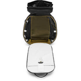Batoh Peak Design Outdoor Backpack 25L zelený

 obrázek produktu 3 z 12