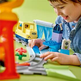Stavebnice LEGO® DUPLO® 10428 Velký interaktivní komunitní vláček 

 obrázek produktu 5 z 9