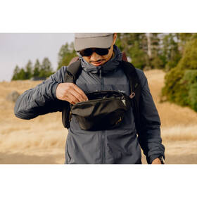 Pouzdro Peak Design Outdoor Sling 2L černé

 obrázek produktu 7 z 11