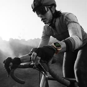Chytré hodinky Apple GPS + Cellular, 49mm pouzdro z titanu - oranžový oceánský řemínek 
