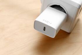 Nabíječka do sítě FIXED USB-C PD 20W, MFI + Lightning kabel 1m bílá

 obrázek produktu 3 z 3