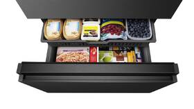 Americká lednice Hisense RF728N4SBFE černá barva
