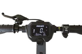 Elektrická koloběžka Ducati PRO-II PLUS 

 obrázek produktu 11 z 12