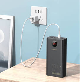 Powerbanka Romoss 40 000mAh QC + PD, 22,5W černá

 obrázek produktu 3 z 5