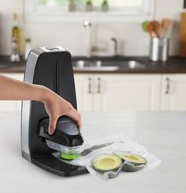 Vakuovačka FoodSaver FFS010X černá/ocel

 obrázek produktu 6 z 15