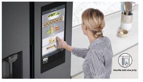 Americká lednice Samsung RS68N8941SL/EF Family Hub nerez

 obrázek produktu 10 z 20