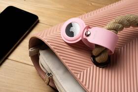 Pouzdro FIXED Silky pro Apple AirTag s popruhem růžové

 obrázek produktu 5 z 6