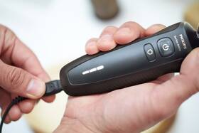 Holicí strojek Philips S6620/11 modrý

 obrázek produktu 5 z 7
