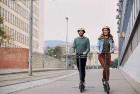 Elektrická koloběžka Ninebot by Segway E22E černá

 obrázek produktu 22 z 23