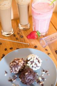 Napěňovač mléka Rohnson R-500 černá barva
