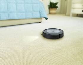 Robotický vysavač iRobot Roomba j7+ černý

 obrázek produktu 36 z 41
