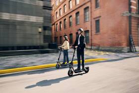 Elektrická koloběžka Segway F3 E antracitová

 obrázek produktu 12 z 16