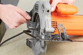 Okružní pila Black-Decker CS1250L 

 obrázek produktu 3 z 8