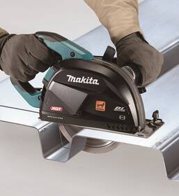 Pila na kov Makita CS002GZ Li-ion XGT 40V (bez baterie) 

 obrázek produktu 6 z 7