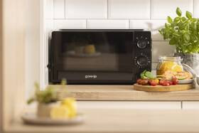 Mikrovlnná trouba Gorenje MO20CE1B5 černá

 obrázek produktu 7 z 9