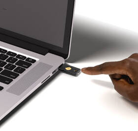 Bezpečnostní token Yubico YubiKey 5 NFC, 2 ks černý

 obrázek produktu 3 z 3
