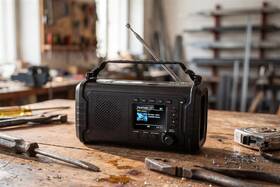 Radiopřijímač s DAB+ Sencor SRD 1090SCLD B černý

 obrázek produktu 7 z 10