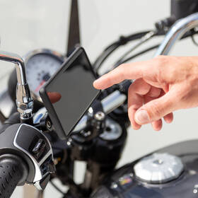Držák na mobil SP Connect Clutch Mount Pro, SPC/SPC+ 

 obrázek produktu 2 z 5