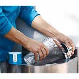 Filtrační láhev BRITA 0,6 l fialová

 obrázek produktu 4 z 7