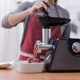 Mlýnek na maso Black+Decker BXMMA1000E černý/nerez

 obrázek produktu 1 z 8