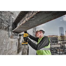 Utahovák rázový Dewalt DCF900H2T (s baterií) 

 obrázek produktu 3 z 6