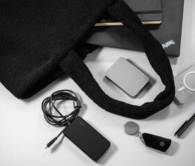 Napájecí adaptér FIXED GaN USB-C, PD 3.0, 65 W + 4x adaptér černý

 obrázek produktu 6 z 18