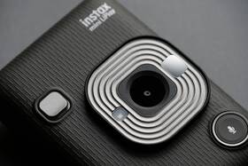 Instantní fotoaparát Fujifilm Instax mini LiPlay šedý

 obrázek produktu 10 z 13