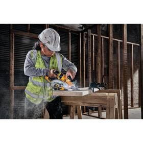 Okružní pila Dewalt DCS573H2T (s baterií) 

 obrázek produktu 5 z 5