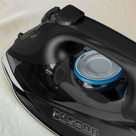 Žehlička Black+Decker BXIR2805E černá

 obrázek produktu 2 z 9