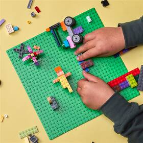 Stavebnice LEGO® Classic 11023 Zelená podložka na stavění 

 obrázek produktu 4 z 7